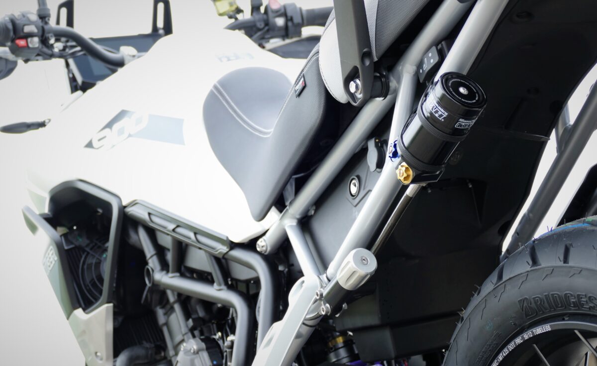 triumph tiger 900 rally pro low seat
